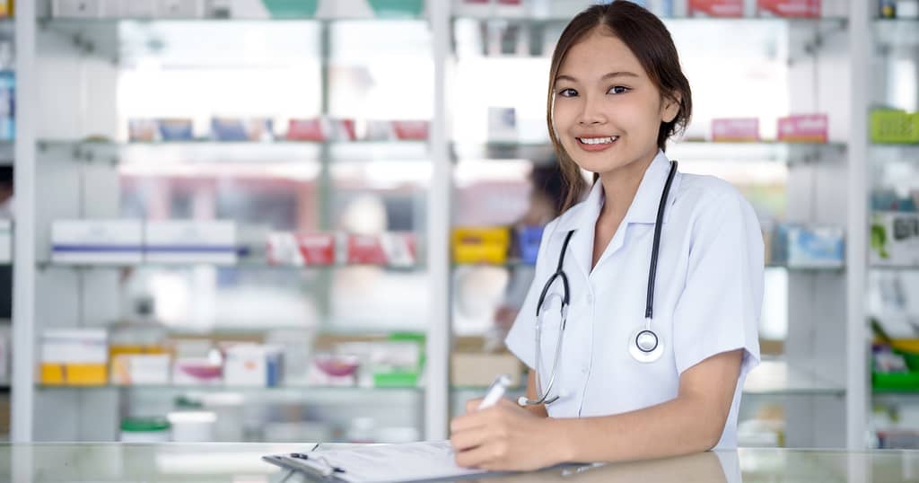 Health Sub-Niches- A Picture of a Pharmacist in a Pharmacy